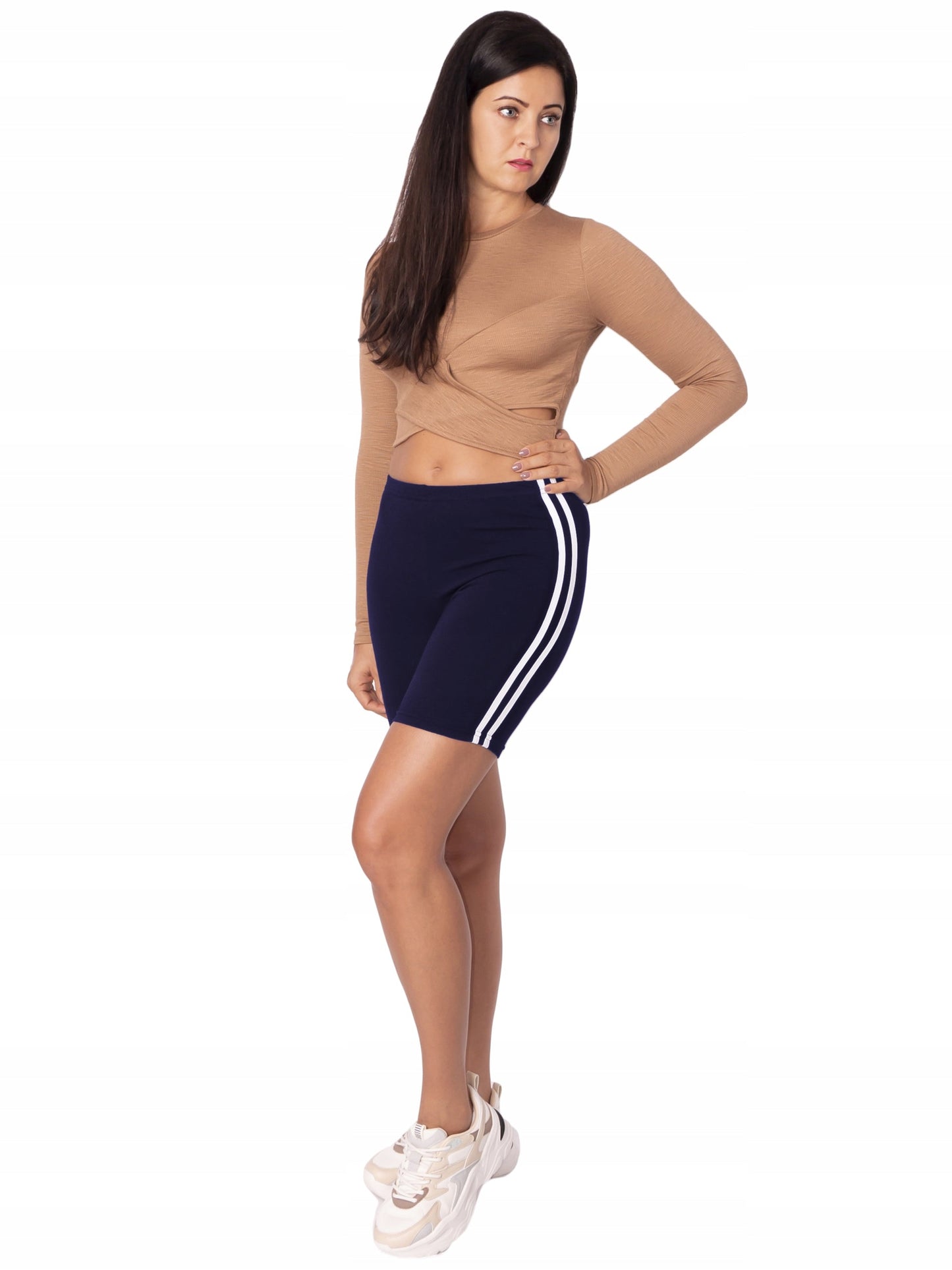 Shorts with a stripe